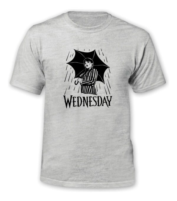 Polera Merlina - Wednesday - Bajo La Lluvia - Estampaking - Imagen 7